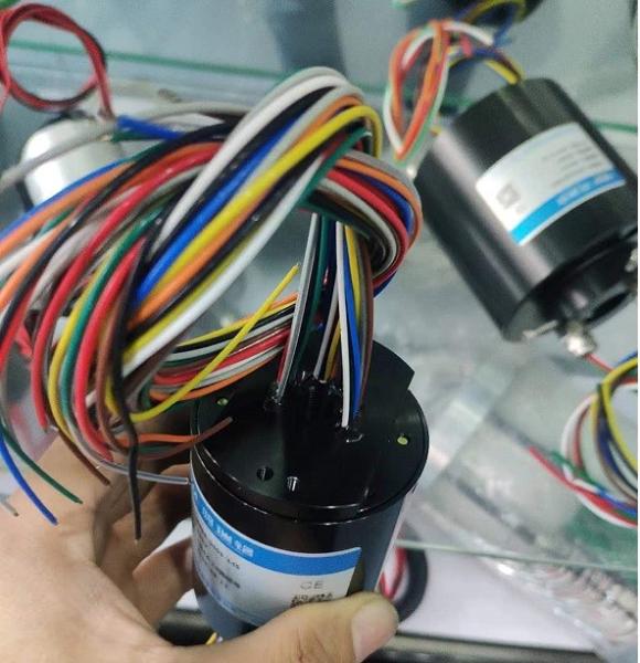 Anti Interference 48 Wires Through Bore Slip Ring Solutions Low Friction