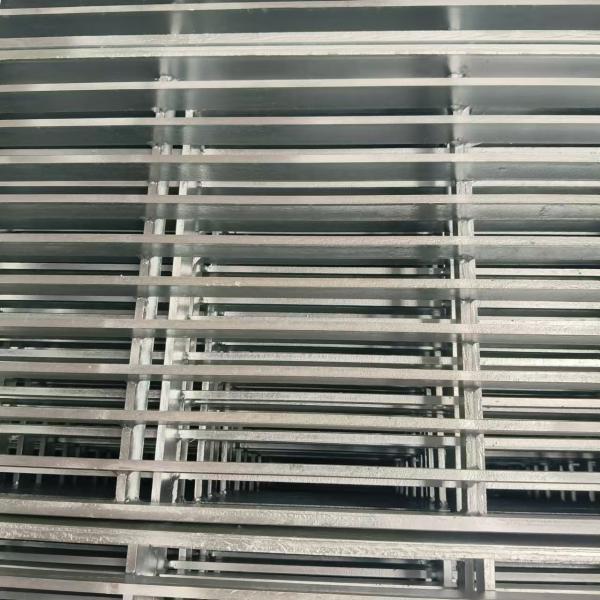 Low Carbon Steel Industrial Plain Bar Grating For Residential And Commercial