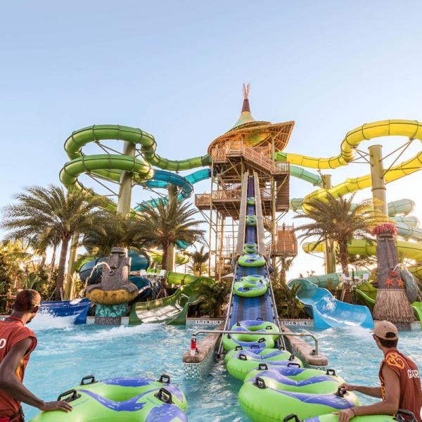Water Park Equipment Theme Water Splash Kids Raft Riders Water Spray Fiberglass Slide for Sale