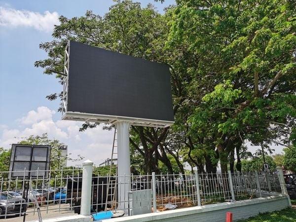 Fixed Install Outdoor Full Color LED Display P10 P8 P6 P5 with High Brightness SMD3535 LED Chips for Advertising Screen