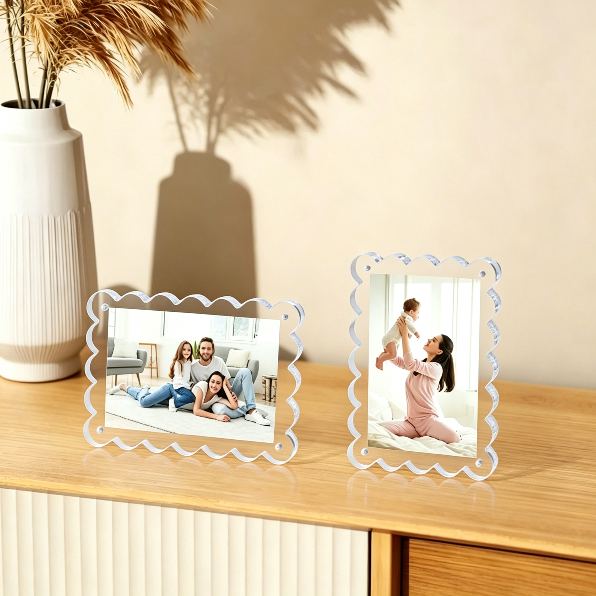 Wavy Scalloped Edge Acrylic Magnetic Photo Frame, Double Sided Floating Clear