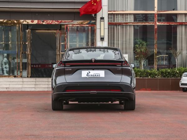 Export de moteurs automobiles Chang An Deepal L07 voiture hybride à gaz à grande vitesse à énergie nouvelle 1.5L