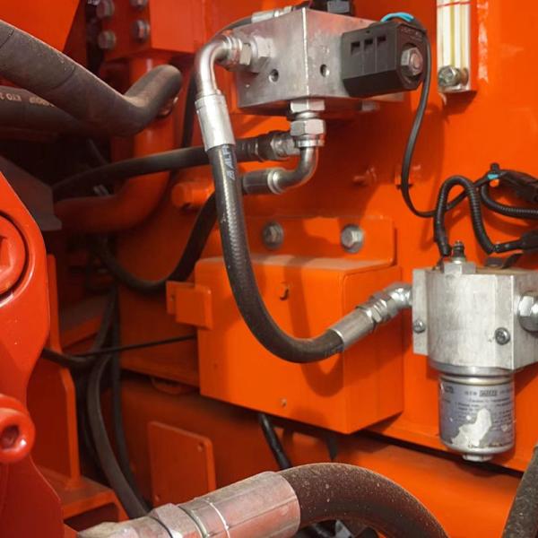 DH220-9 Used Doosan Excavators 1.05m3 Bucket Capacity 115kw Rated Power