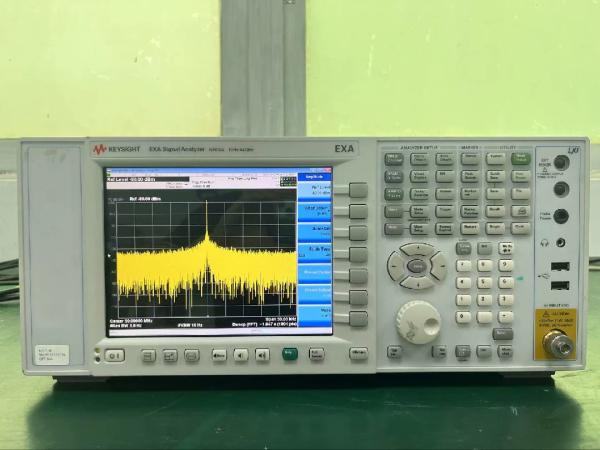 Agilent Keysight N9010A EXA Wide Signal Dynamic Range Spectrum Analyzer 26.5 GHz