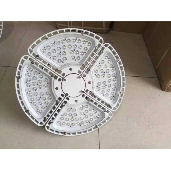 Используемые универсалией приспособления водить сада заливки формы алюминиевые напольные светлые для дороги