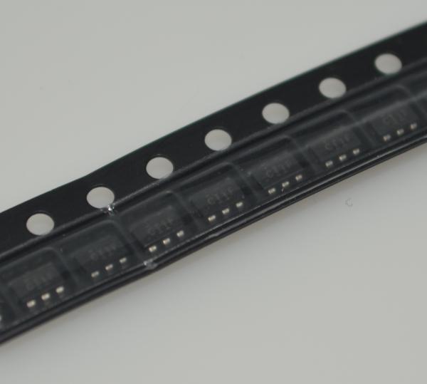 SN74LVC1T45DBVR Traductor de nivel de voltaje de suministro dual de un solo bit con control de dirección automático de 1.65 V a 5.5 V, paquete pequeño de alta velocidad y baja potencia y salida de 32 mA