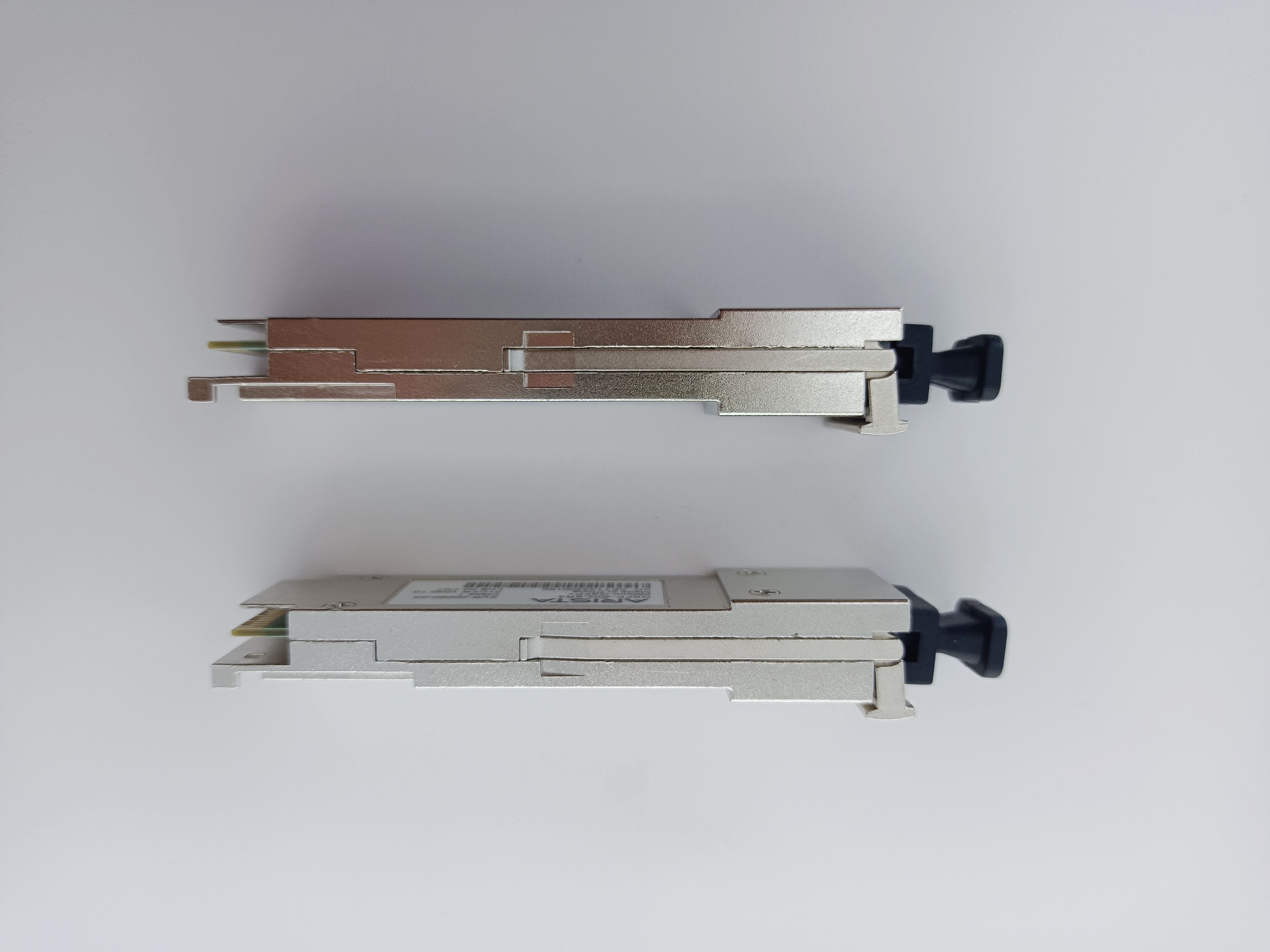Ость совместимое QSFP+ приемопередатчик QSFP-40G-SRBD LC 100m оптически