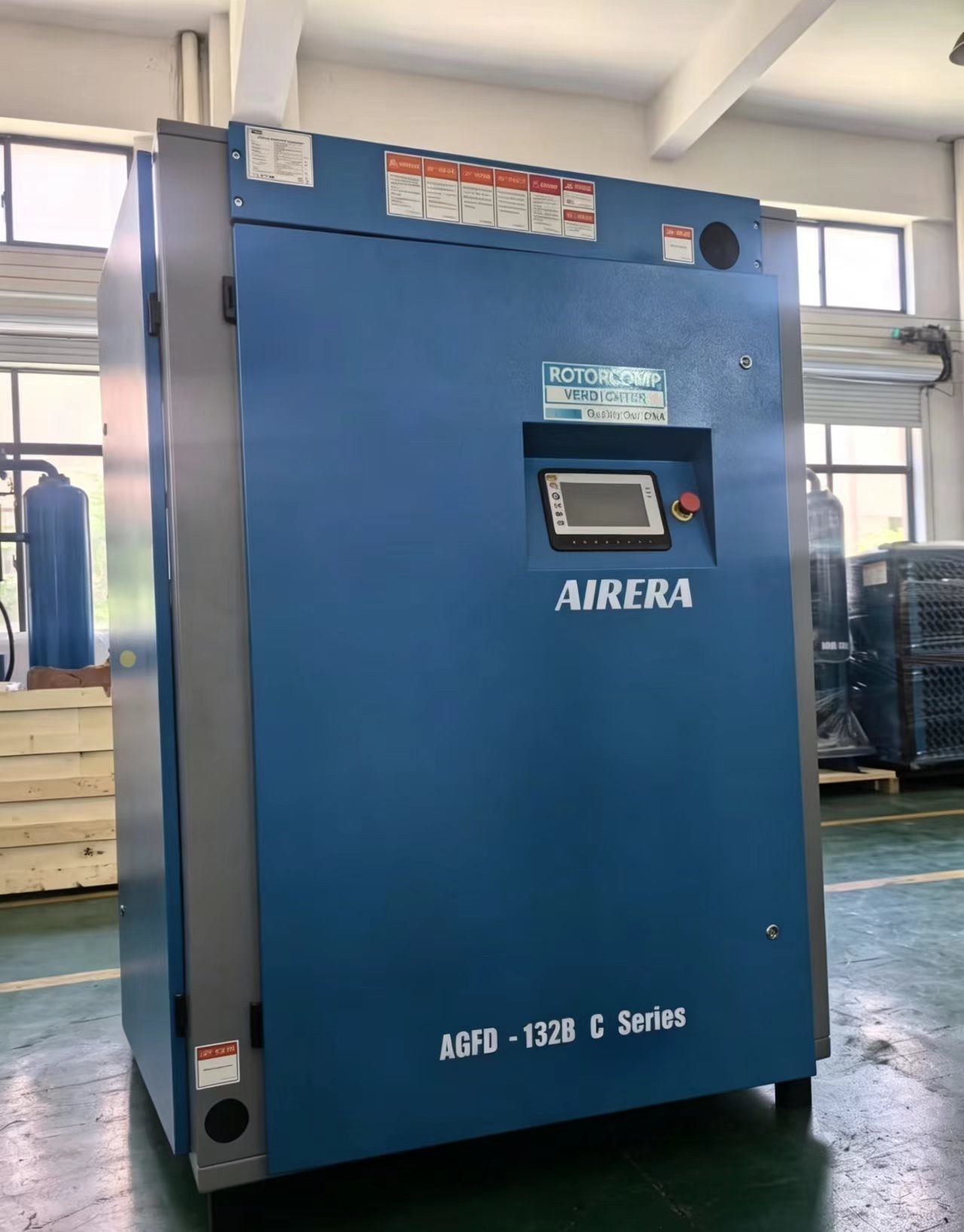 132KW Belt driven air-cooling oil inject screw compressor