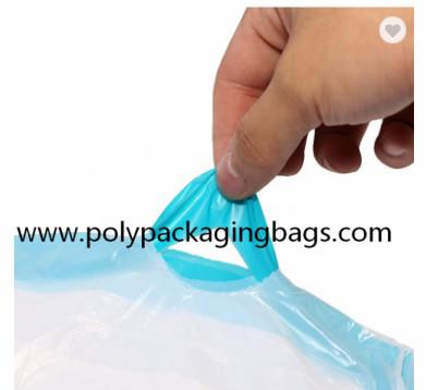 O saco de lixo Degradable do cordão material do Ldpe rola reciclável