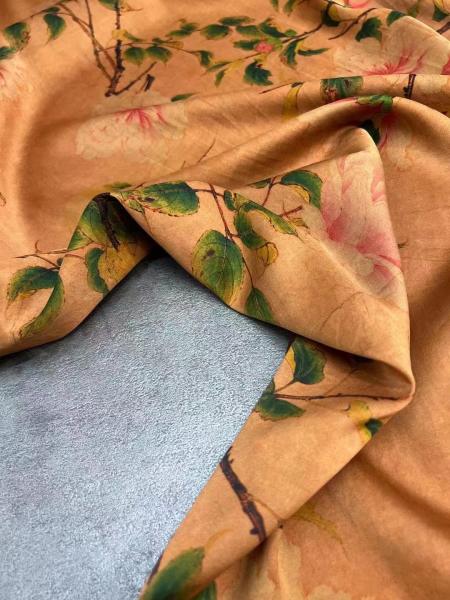 100% Natural Silk OEKO-TEX fabric 25MM Bright satin stretch silk Red cloud gauze for girl/women fashion elegant dresses