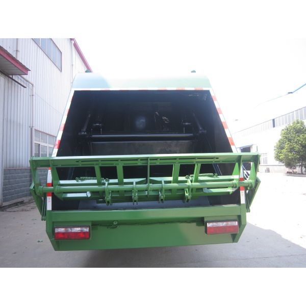 DONGFENG Trash Can Garbage Truck 6x4 16cm3 Heavy Duty Compactor Truck