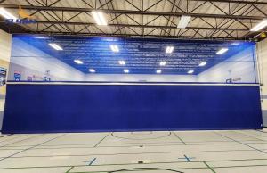 Divide eficientemente tu espacio deportivo con cortinas divisorias personalizabl