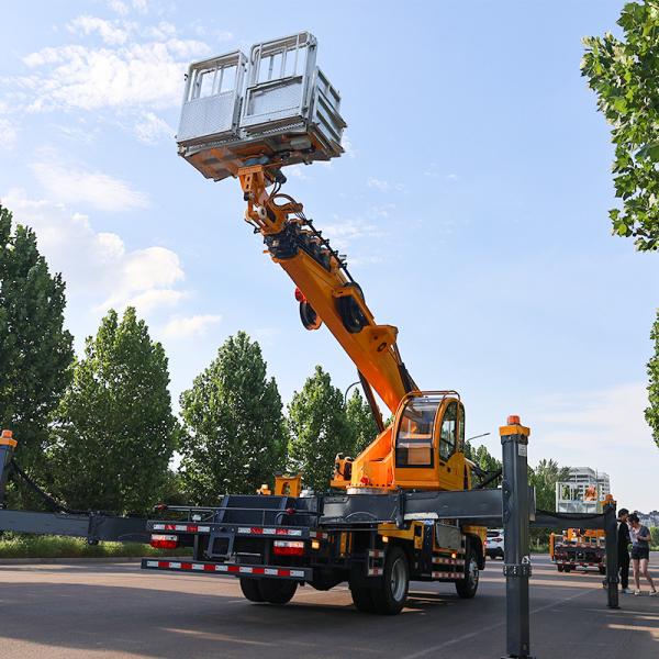 32M High altitude operation truck aerial platform work vehicle with large work basket for sale