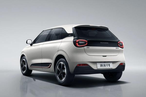 New Energy Vehicles 201km Long Battery Life Suv Ev 5-door 4-seat Ev Cars Nami Dongfeng Nano Box 0km Used Car