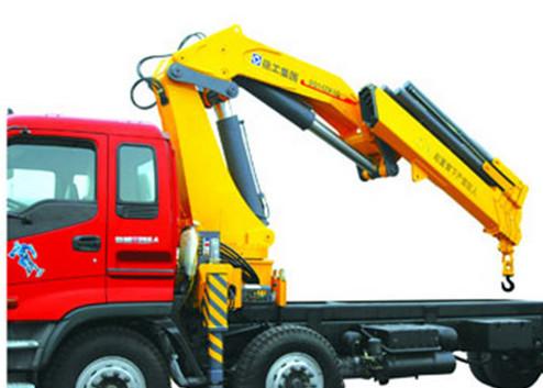 High Lifting Capacity 14T Knuckle Boom Truck Mounted Crane For Transporting Heavy Things
