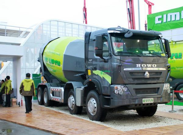 12 Wheels Concrete Mixer Truck 10 Cubic Meter 371hp 8X4 White