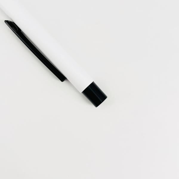 Pluma de punta de aluminio simple de alta gama pintura en aerosol Pluma de bola de escritura lisa