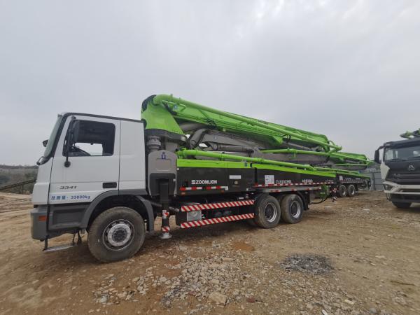 2012 Zml 47m Concrete Pump on Benz Truck Concrete Boom Pump for Heavy Equipment Needs