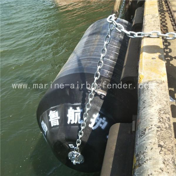 Defensas llenadas espuma brillante de EVA de la piel de la PU de D2m*L3.5m para la protección que atraca