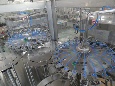 usine remplissante du jus 6000BPH, machines de remplissage de bouteilles de l'eau 2000ml