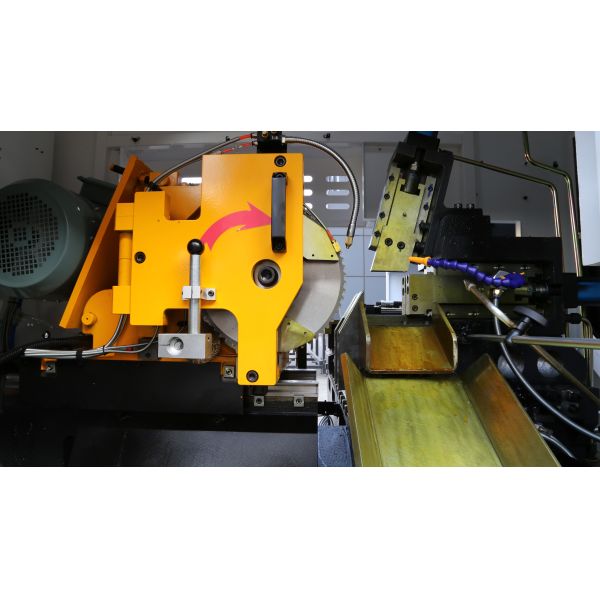 High Speed Intelligent Circular Saw  for Automotive Metal Cutting