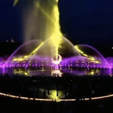 Modern Design Style Digital Water Curtain Fountain for Manufacture Trading Business