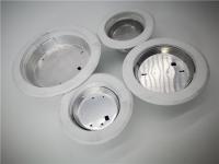 Pièces en aluminium embouties par ampoule durable de LED avec la taille différente produisant en série