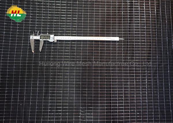 Galvanized 1/2 x 1 Mesh Opening Galvanized Wire Fence  Welded Wire Mesh Roll for Animal Cage Wire Fence
