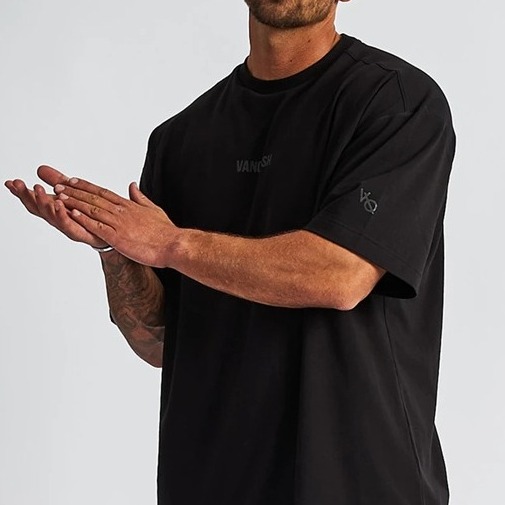 Summer Essential Men's Oversized T-shirt in Knitted Weaving Method and Print Pattern