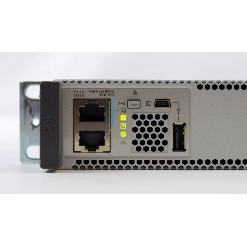 Cisco Catalyst 9500 Series 48-port 25G High Performance Switch with 6.4 Tbps Capacity and NW Adv. License