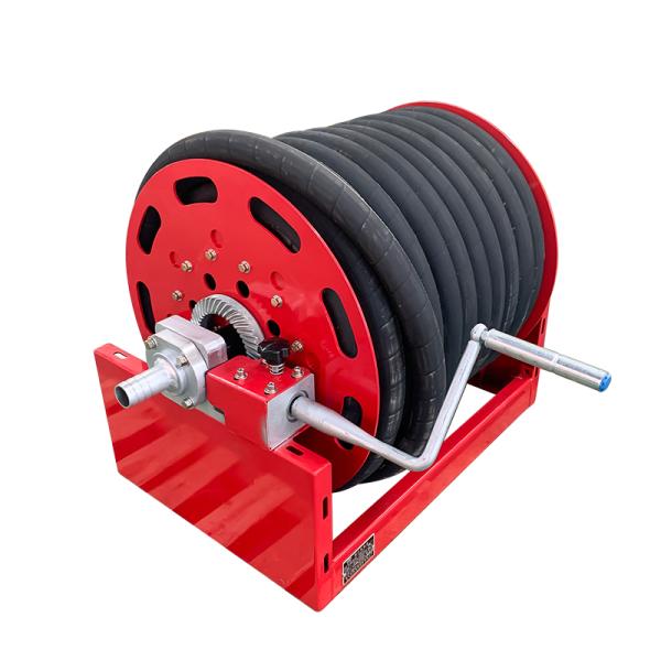 Powerful 1.5-Inch 25-Meter Hose Reel Essential for Superior Performance on Oil Tankers