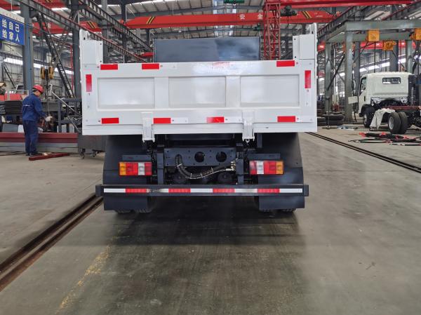 2021 SINOTRUK 4X2 5tons Dump Truck for Sale