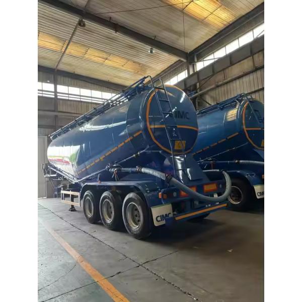 V type 3 axe 60 mètres cubes en acier avec une charge utile maximale de 60 tonnes semi-remorque de ciment