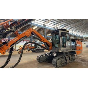 Forage à la roche T640J Tracteur de pointe Marteau Forage minier Forage de carrière Machine de forage