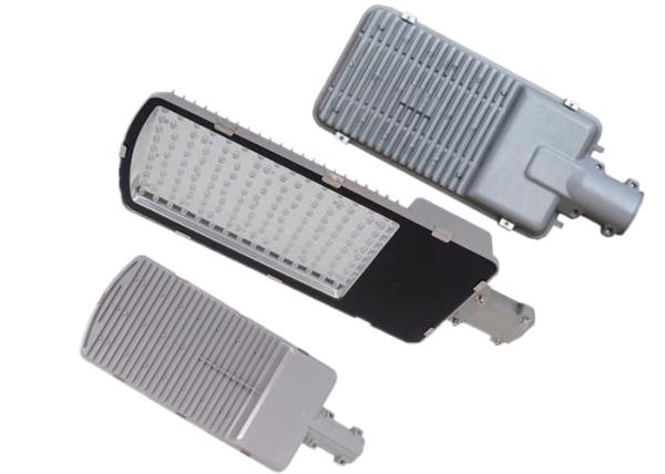 30W 50W 100W Waterproof LED Street Lights Anti Oxidation CE RoHS Approved Safe Operation