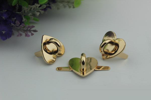 Promotional custom love heart shape 25 mm light gold metal handbag arch bridge wholesales