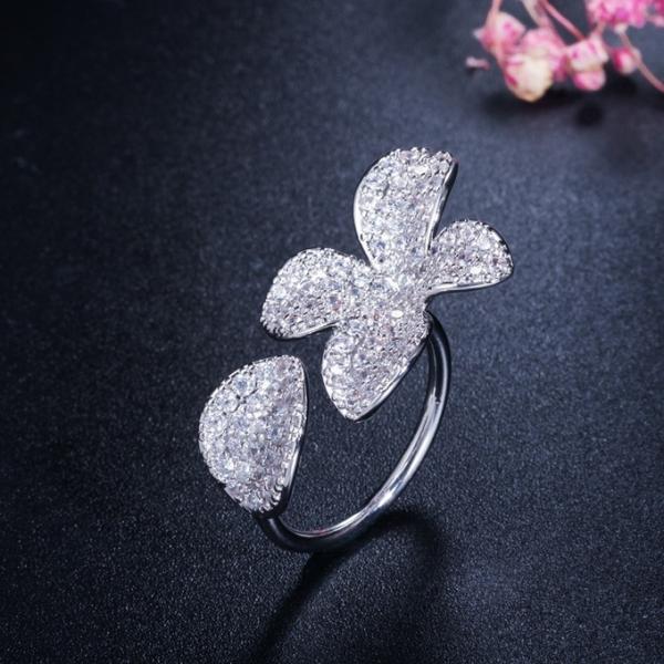Fashion Flower Finger Ring Band Dazzling Brilliant CZ Stone Flower Ring  Setting Classic Wedding Ring Anniversary Gift