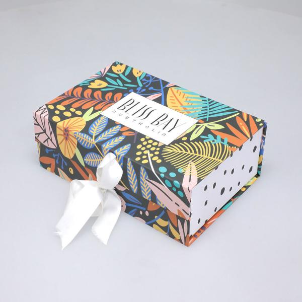 Swimwear Dress Pants Garment Packaging Box With Ribbon And Satin