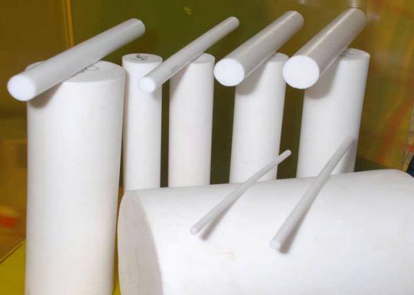Premium Grade PTFE Rod with Hardness 55+/-5 Shore D, Temperature Resistant -180°C to +260°C and Tensile Strength 20-30Mpa