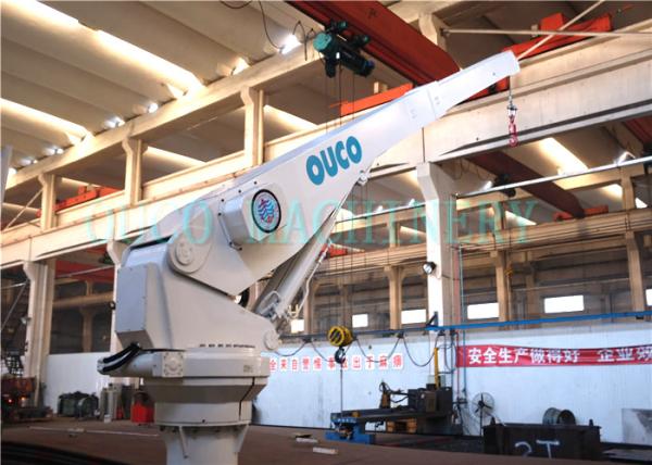 7.5KW 18Mpa Hydraulic Straight Boom Crane For Lifting Yacht