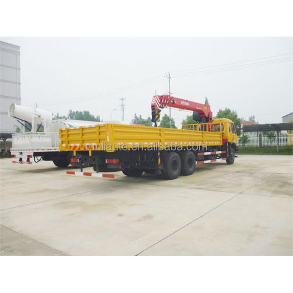 haut de gamme Dongfeng 6x6 hors route 4 Support jambes levage grue 20 tonnes camion monté grue