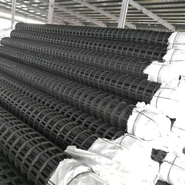 Composite Steel Plastic Geo Grid Mesh Heavy Load Embossed Geo Grid For Gravel