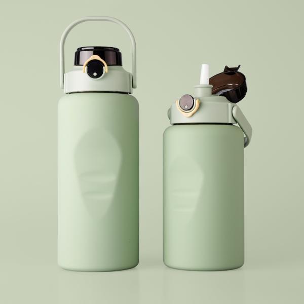 Half Gallon Reusable Insulated Stainless Steel Drink Bottles With Straw Neoprene Holder