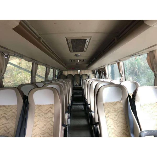 39 sièges ont utilisé des autobus de YUTONG 2015 ans pour le passager et le déplacement