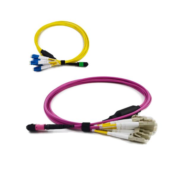Cable de conexión de fibra MTP/MPO de alta fiabilidad compatible con QSFP de bajo PDL con diseño compacto