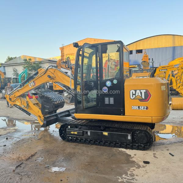 Used Cat 305.5E2: Reliable Pre-Owned Mini Excavator for Compact Space Projects