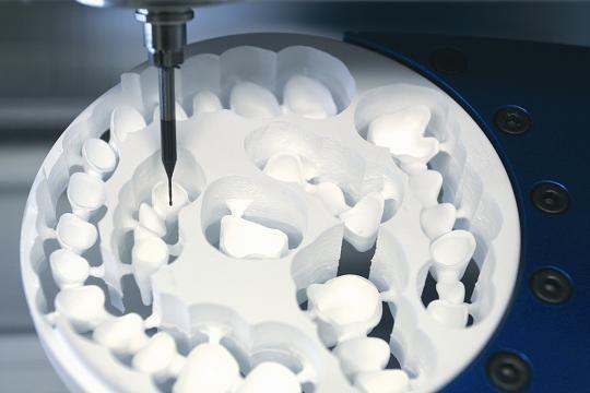 Great Biocompatibility Full Contour Zirconia Dental Crown For Dental Laboratory