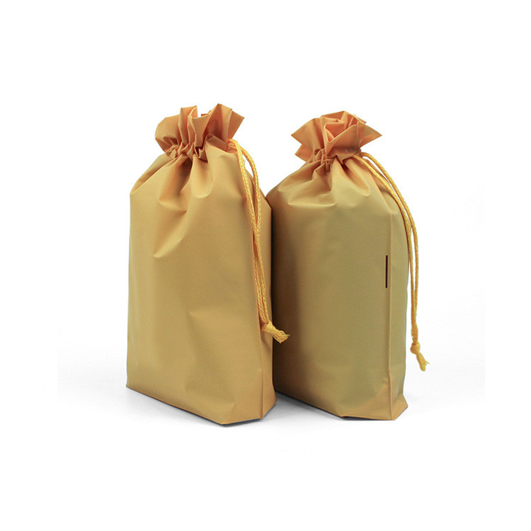 Degradable карман луча PE полиэтиленового пакета Drawstring многоразовый для одежд