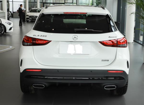 2023 Mercedes Benz GLA 220 4MATIC SUV compacto a gasolina 5 portas 5 lugares