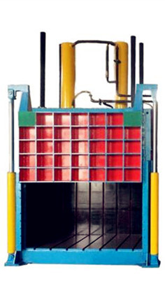 Машина гидравлического вертикального металлолома высокой плотности 37KW тюкуя